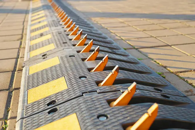 One-Way Tyre Killer – High-Security Vehicle Control & Directional Traffic Management