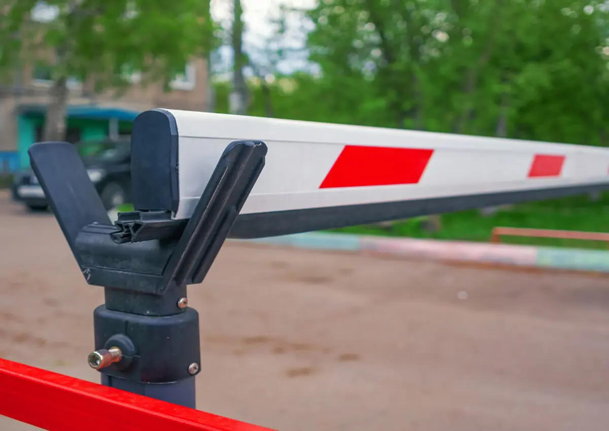 Hydraulic Automatic Boom Barrier installed at Government Facility