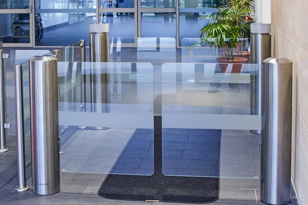 Swing / Gate Barriers & Wing Barriers